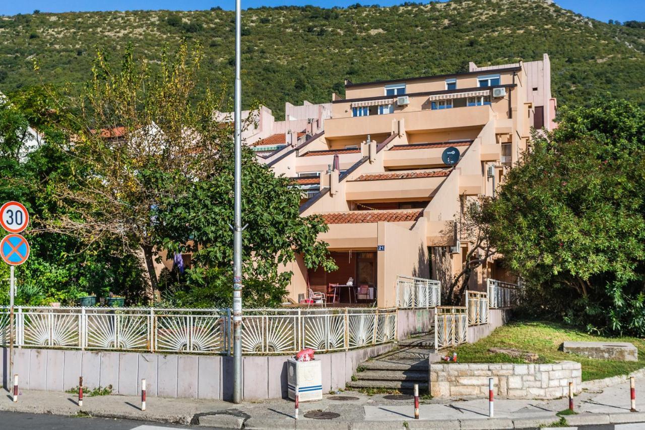 Apartments Aleksandar Петровац Экстерьер фото